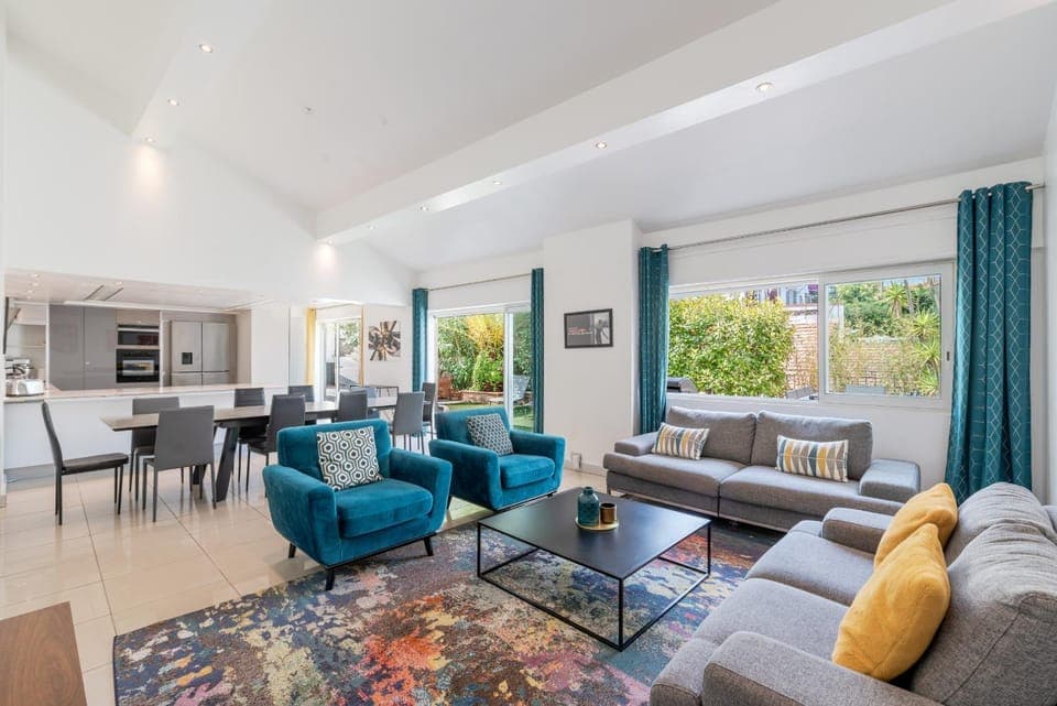 Living room, Seating area, pet friendly