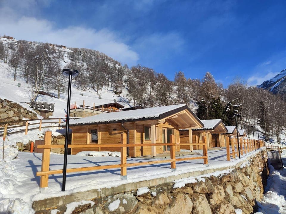Property building, Winter, Mountain view