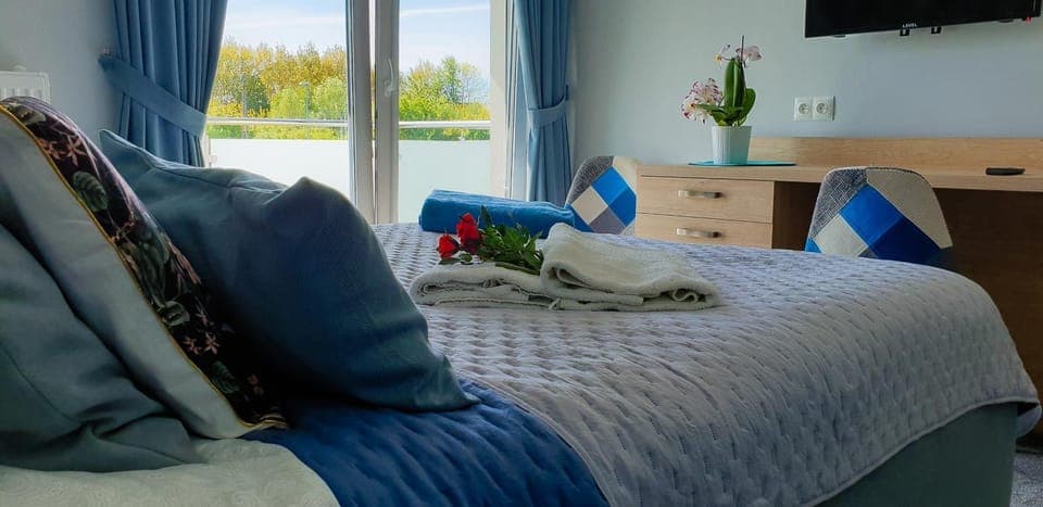 Bed, Decorative detail