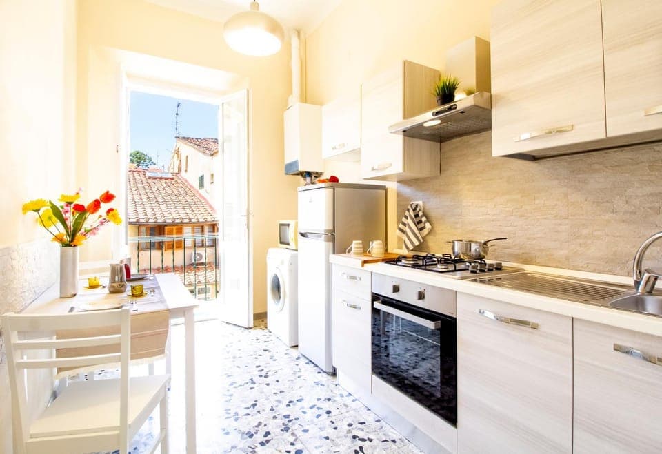 Balcony/Terrace, Kitchen or kitchenette, Dining area, dishwasher, oven, stove