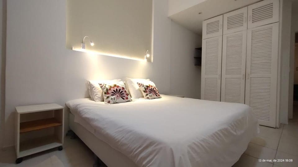 Bed, Bedroom, wardrobe