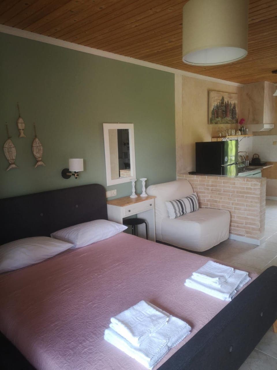 Photo of the whole room