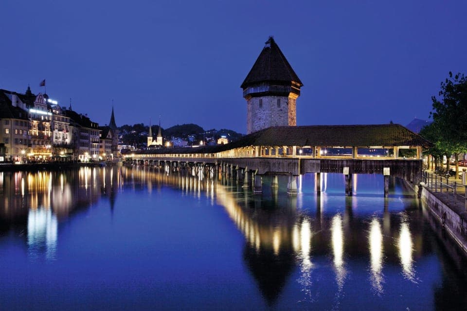 Shower, Toilet, Nearby landmark, Restaurant/places to eat, Spring, Off site, Day, Night, Property logo or sign, Neighbourhood, Natural landscape, Winter, Summer, Billiard, Bowling, Casino, Children play ground, Darts, Fishing, Golfcourse, Horse-riding, Minigolf, Nightclub / DJ, Snorkeling, Squash, Table tennis, Bathroom, TV and multimedia, Spa and wellness centre/facilities, Fitness centre/facilities, Beach, Tennis court, Windsurfing, Hiking, Cycling, Evening entertainment, Bedroom, Autumn, On site, City view, Supermarket/grocery shop, Shopping Area, Swimming pool, Swimming pool, Swimming pool, Alcoholic drinks, Non alcoholic drinks, Sunrise, Sunset, Open Air Bath, Public Bath