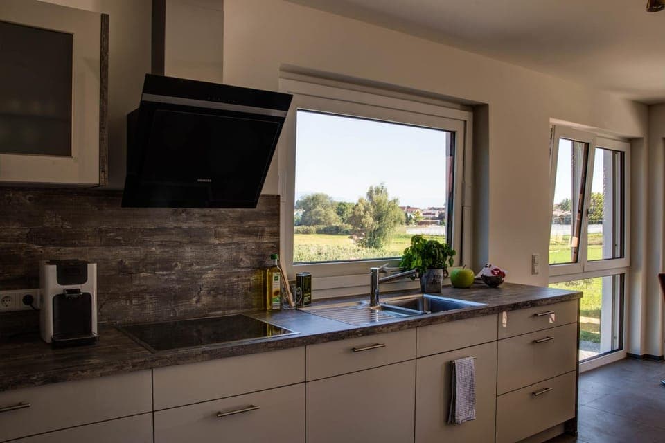 Kitchen or kitchenette, Living room
