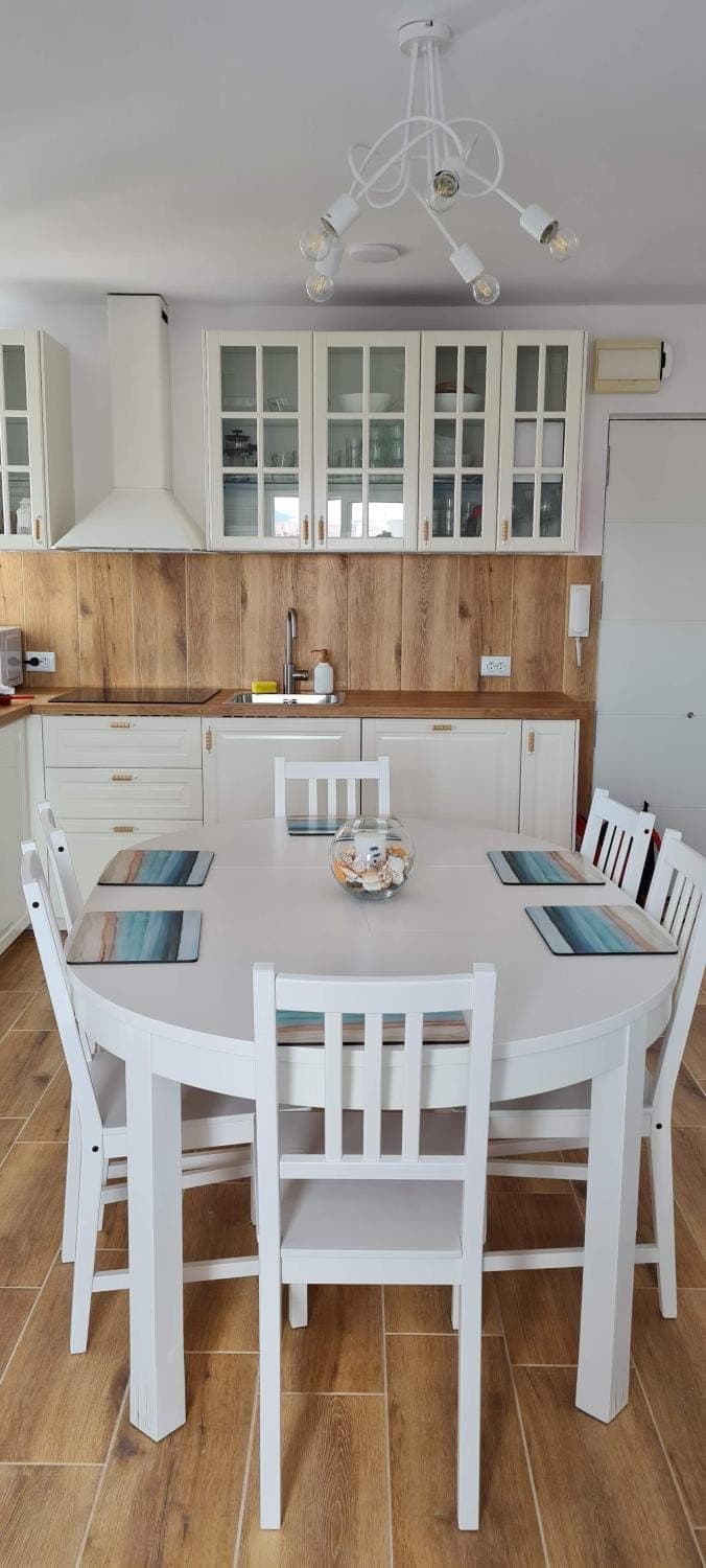 Kitchen or kitchenette, Living room, Dining area