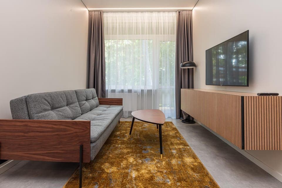 Communal lounge/ TV room, Living room, Seating area