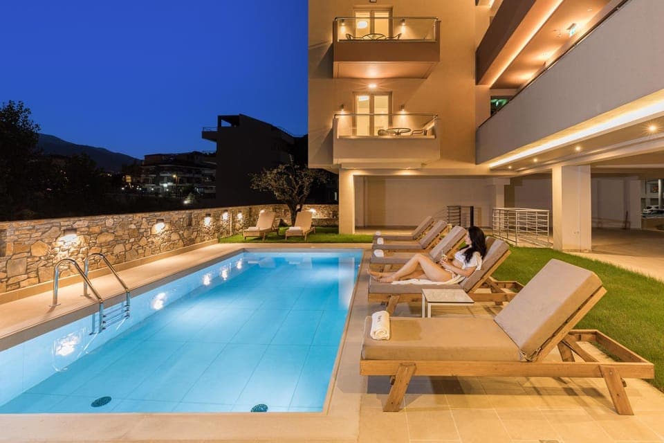 People, Swimming pool