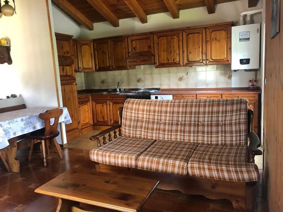 Kitchen or kitchenette, Living room, Dining area