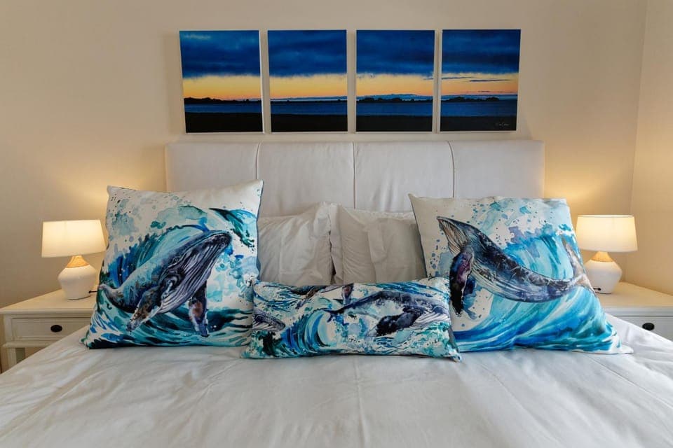 Bed, Decorative detail