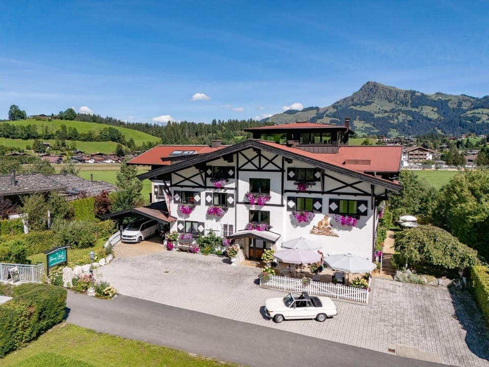 Property building, Sports