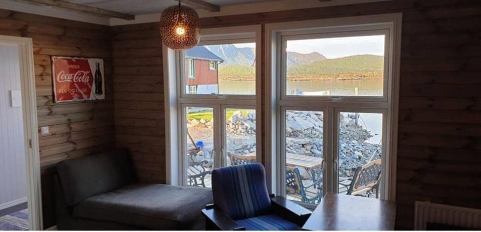 View (from property/room), Living room, Seating area