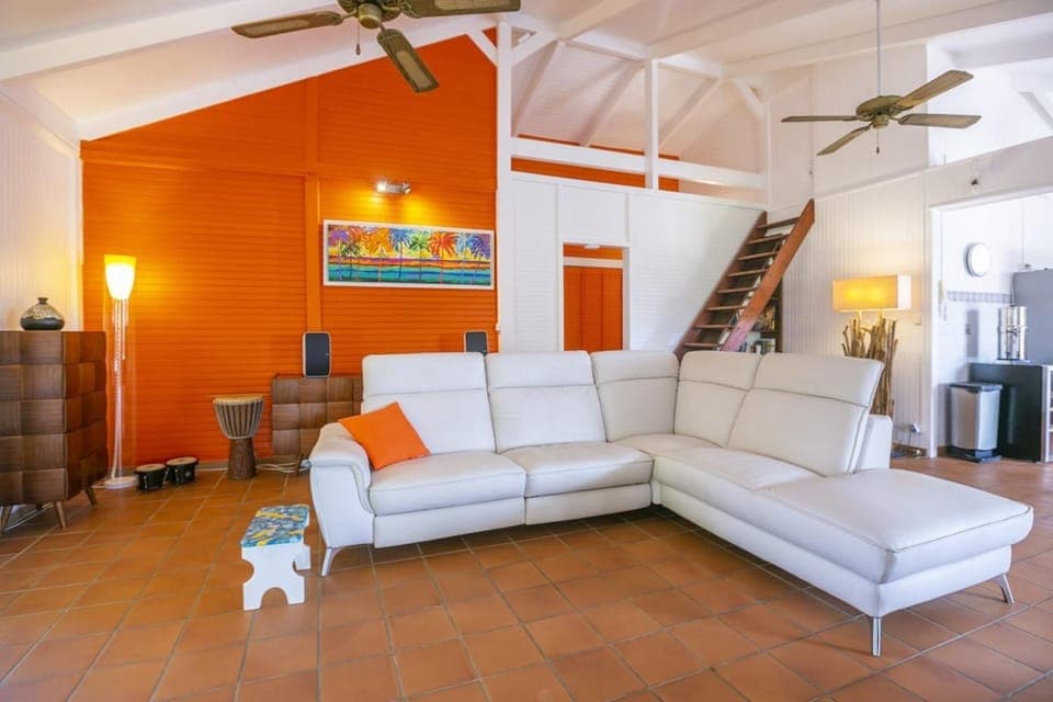 Villa Lalaland 4 Bedrooms Secured Pool & Tropical Garden Le Gosier Villa in Le Gosier