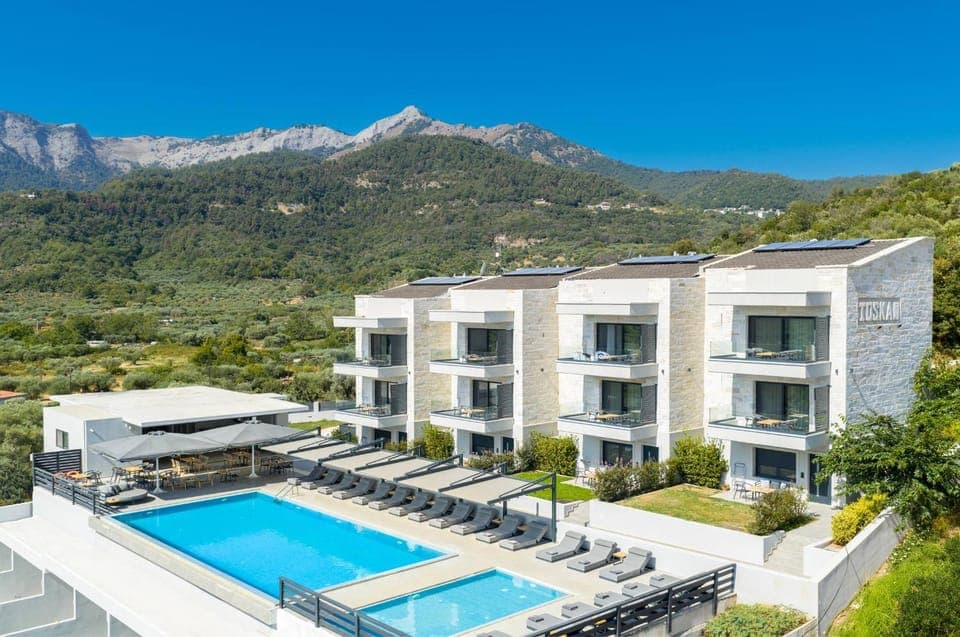 Property building, Swimming pool