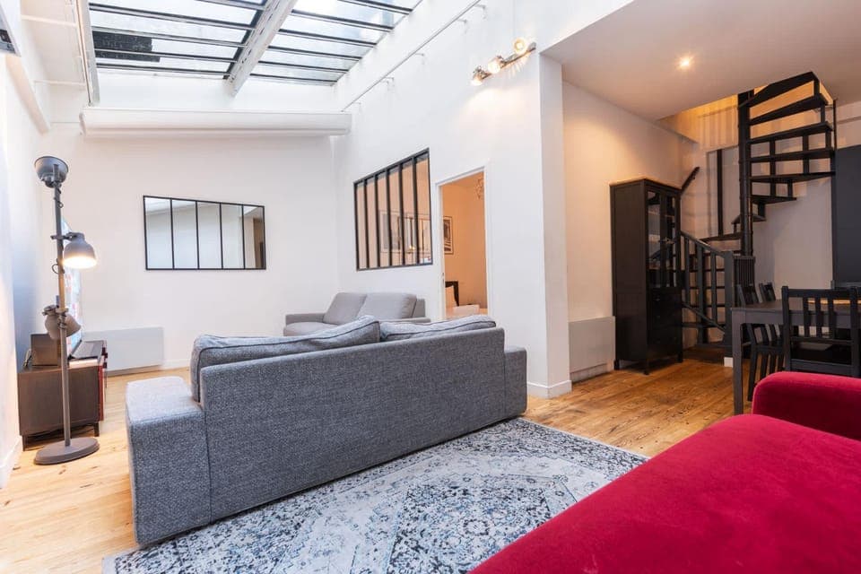 Living room, Seating area