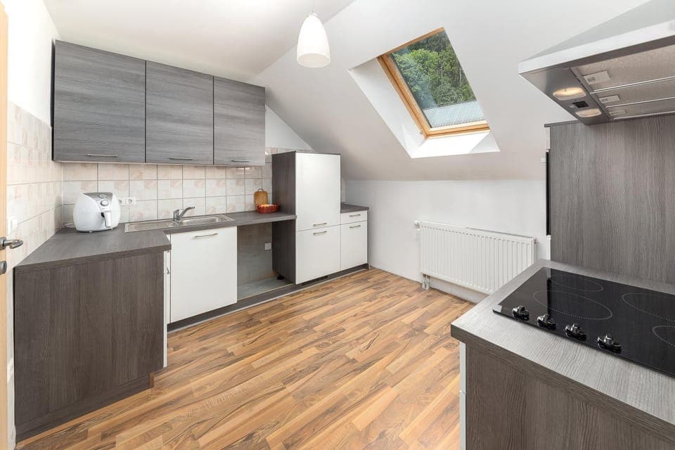 View (from property/room), Kitchen or kitchenette, stove, kitchen