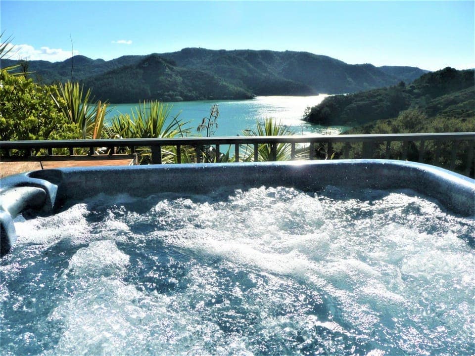 Hot Tub, Hot Tub, Mountain view, Sea view