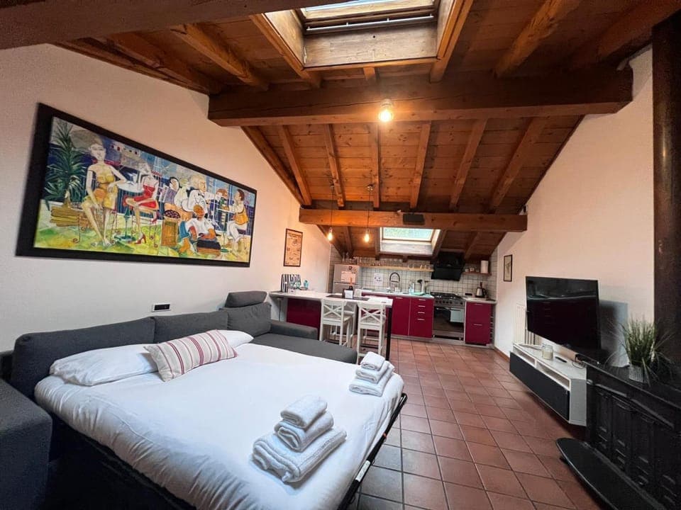 TV and multimedia, Seating area