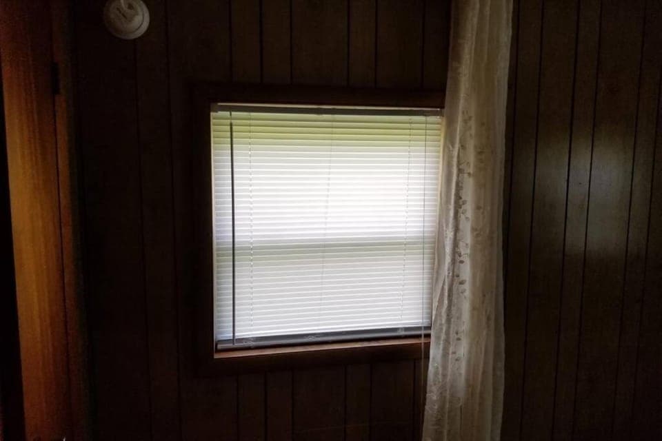 The Country Roads Cottage near WVU&COOPER'S ROCK Chalet in Shenandoah Valley