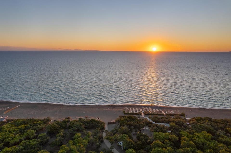 Bird's eye view, Sea view