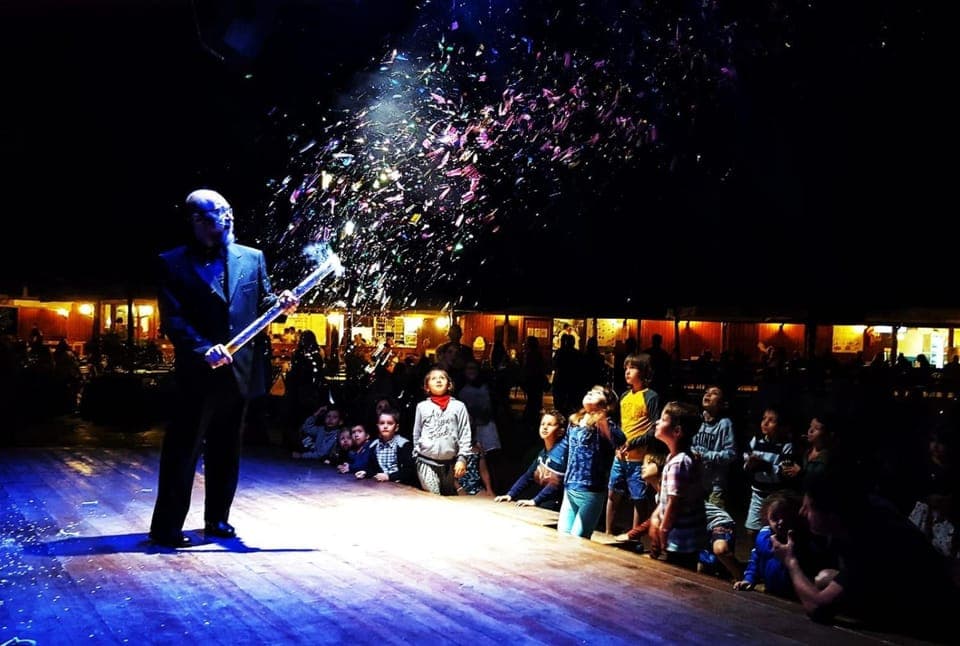 People, Activities, Evening entertainment, children