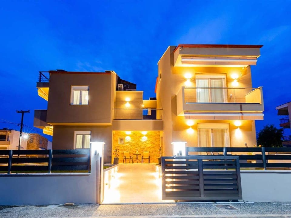 Property building, Balcony/Terrace