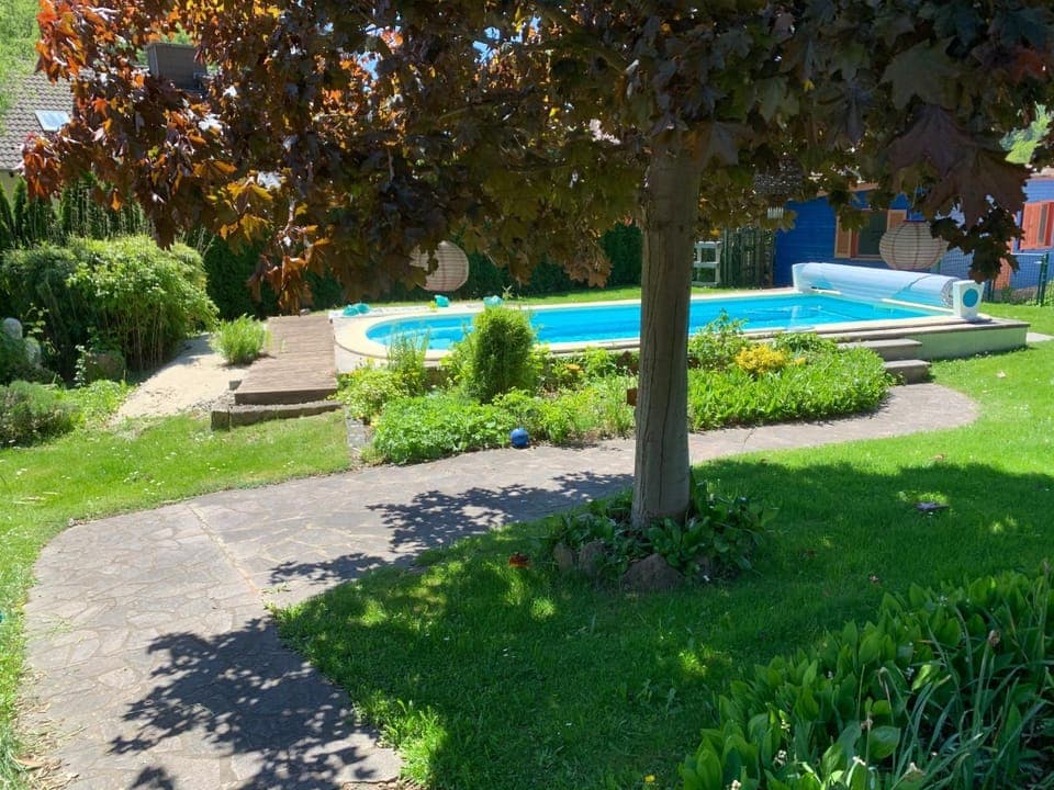 Swimming pool, Swimming pool