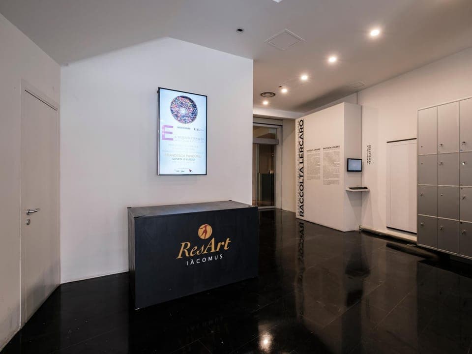 Property logo or sign, Lobby or reception, Logo/Certificate/Sign, Certificate/Award