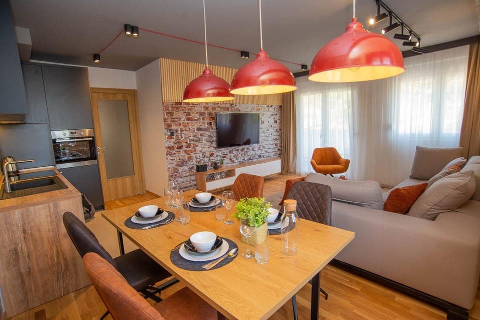 Living room, Dining area