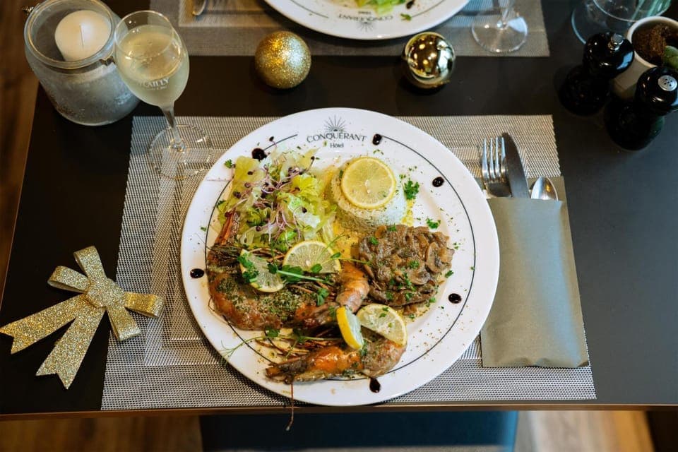 Restaurant/places to eat