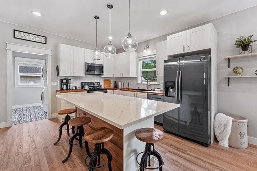 Cozy Chic Home In Downtown Loveland! House in Loveland