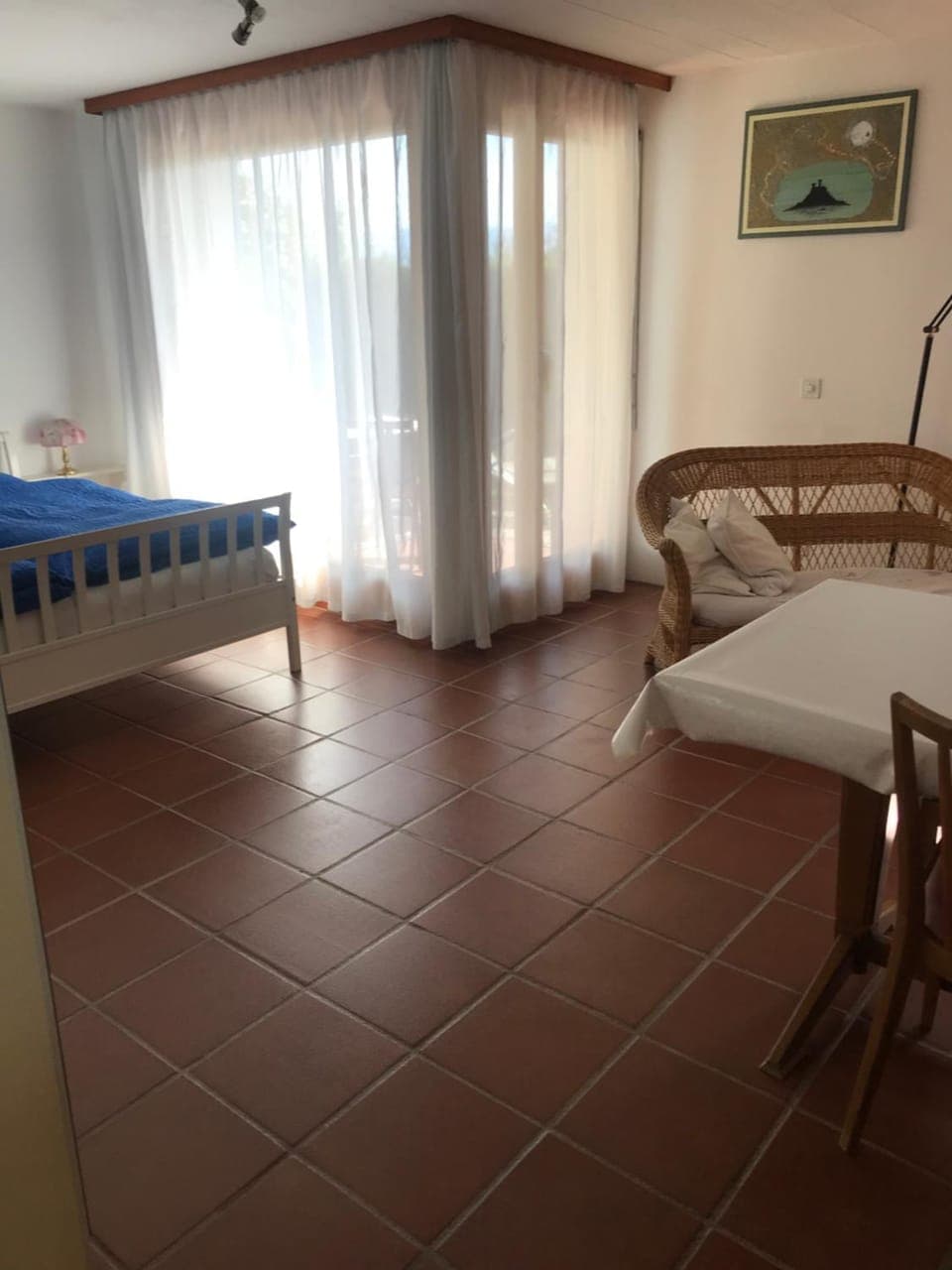 Photo of the whole room