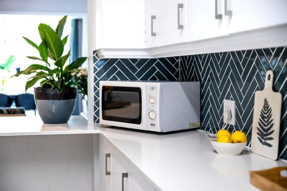 Kitchen or kitchenette, oven, stove, toaster