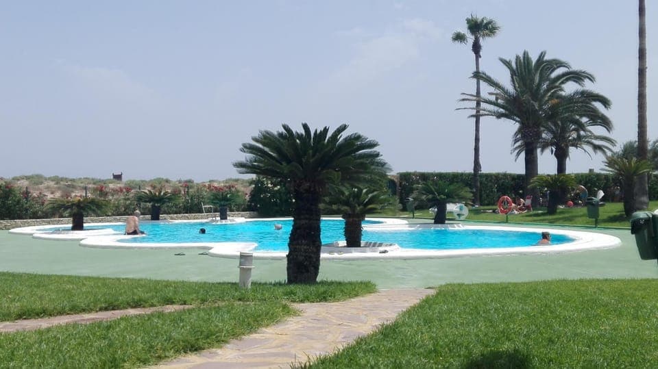 Swimming pool