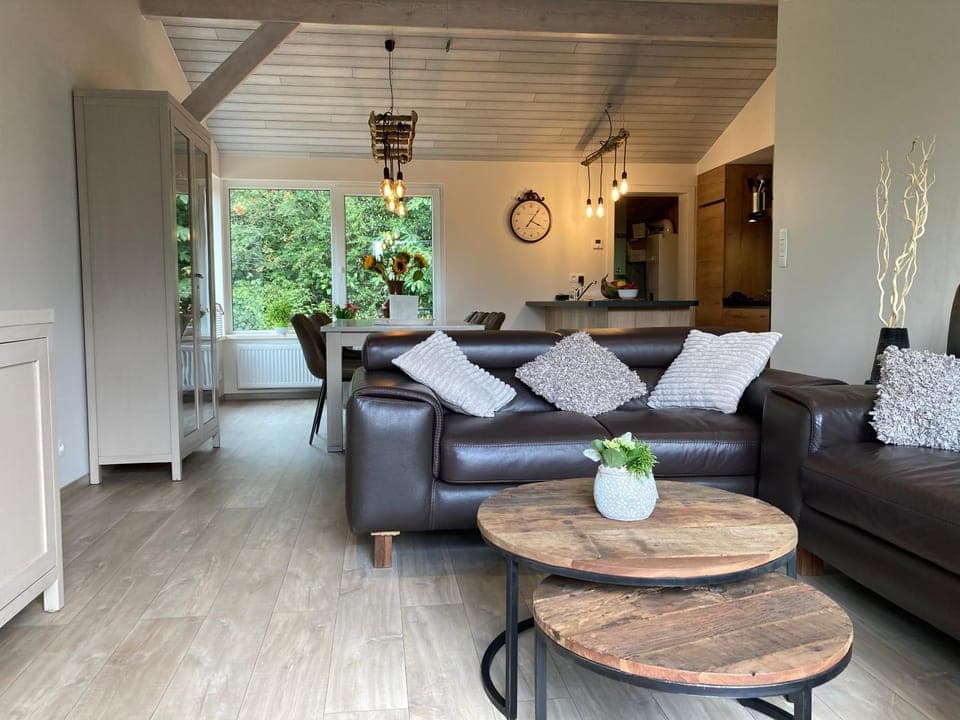 Communal lounge/ TV room, Living room, Dining area, Communal kitchen