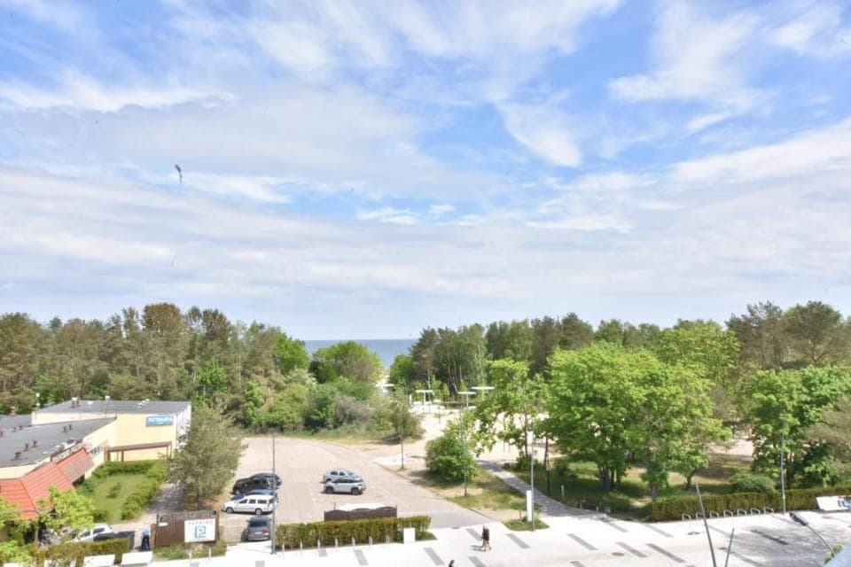 Day, Neighbourhood, Natural landscape, Bird's eye view