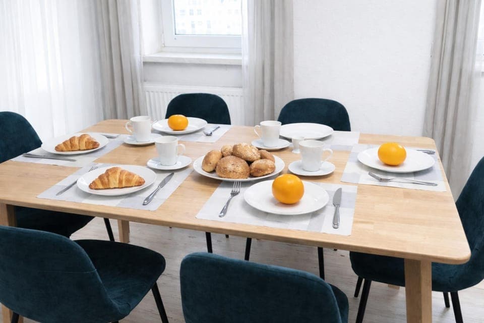 Dining area, kitchen