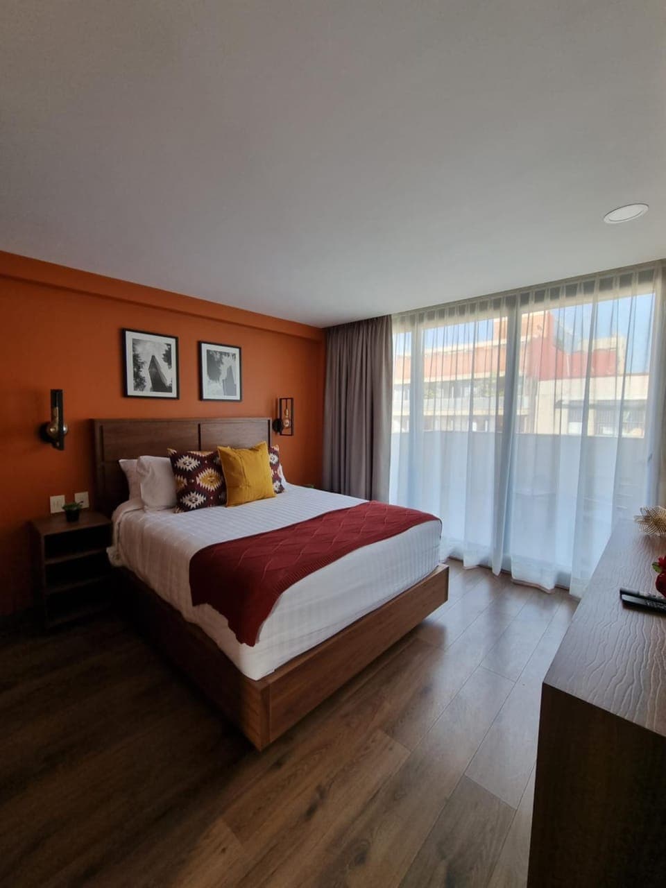 Bed, Photo of the whole room, Bedroom