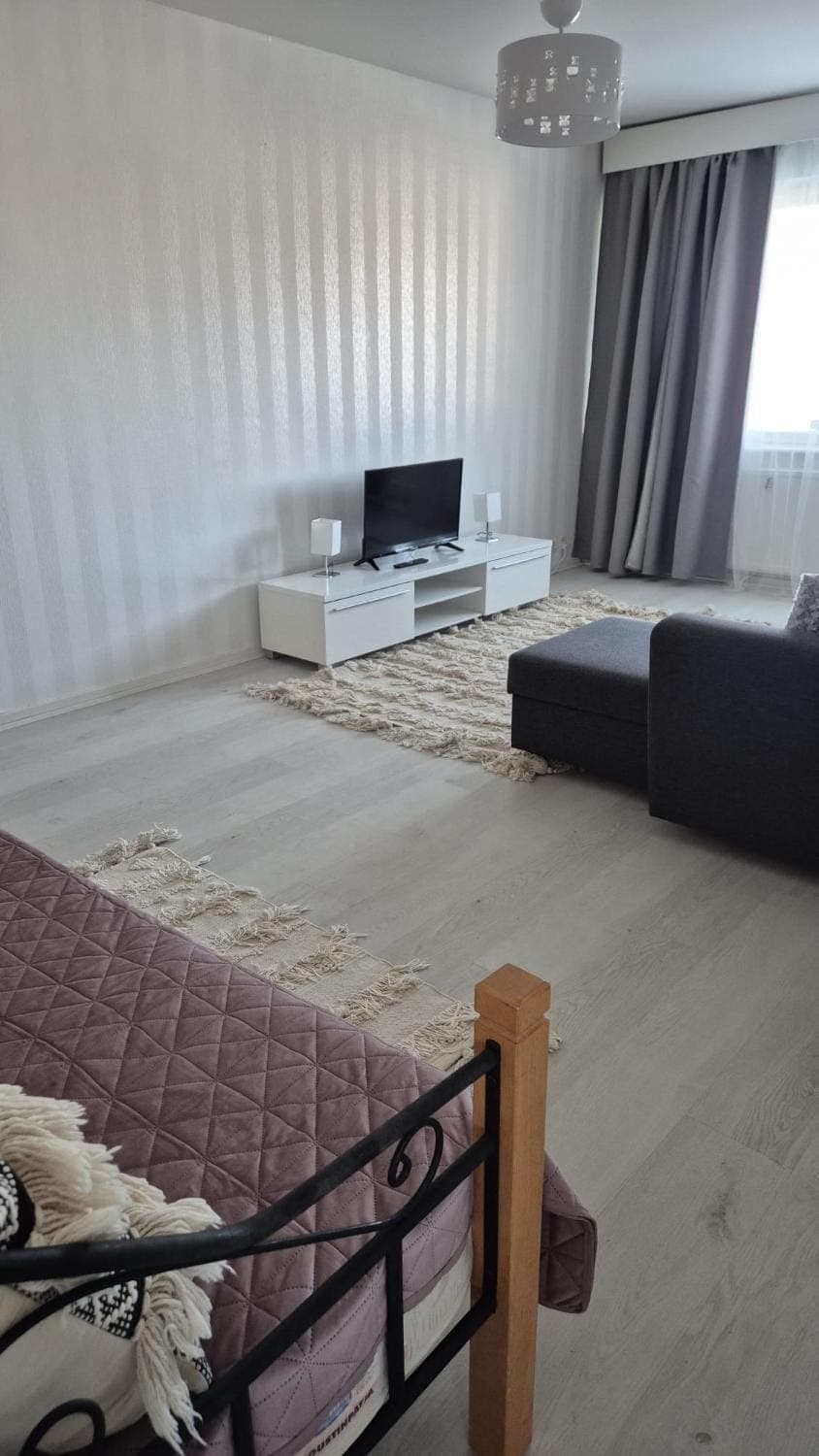 TV and multimedia, Living room, Photo of the whole room, Seating area