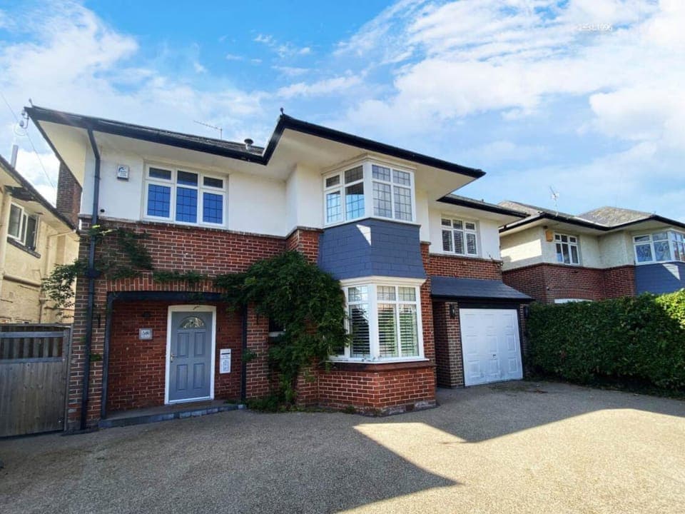 Property building, Neighbourhood, Street view, Parking