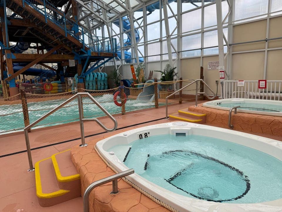 Hot Tub, Hot Tub, Aqua park, Aqua park