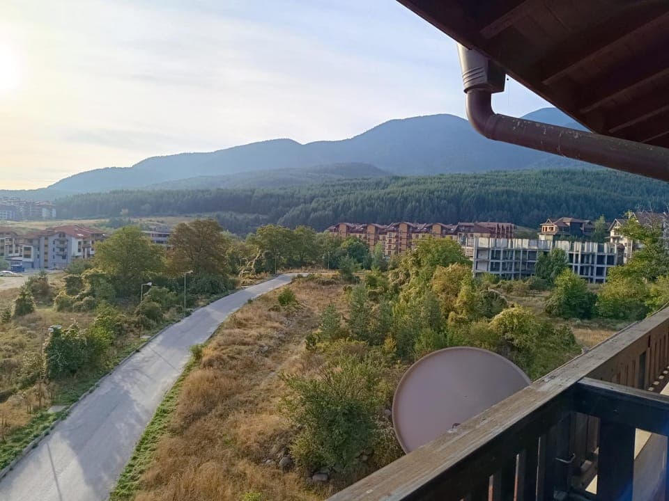 Balcony/Terrace, Mountain view