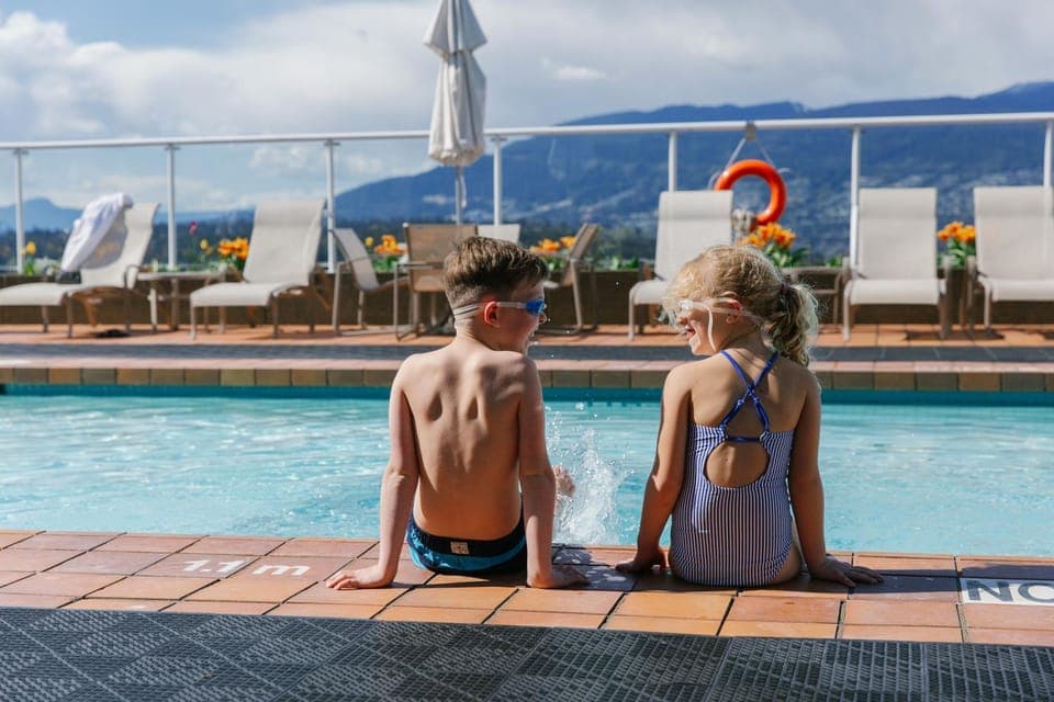 Mountain view, Pool view, Sea view, Swimming pool, Family