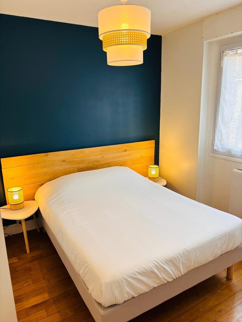 Bed, Photo of the whole room