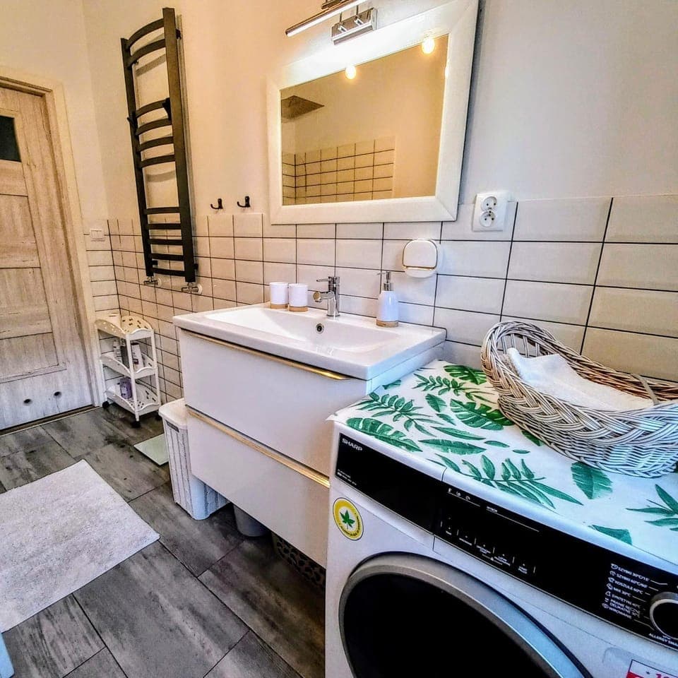 Bathroom, towels, washing machine, dryer