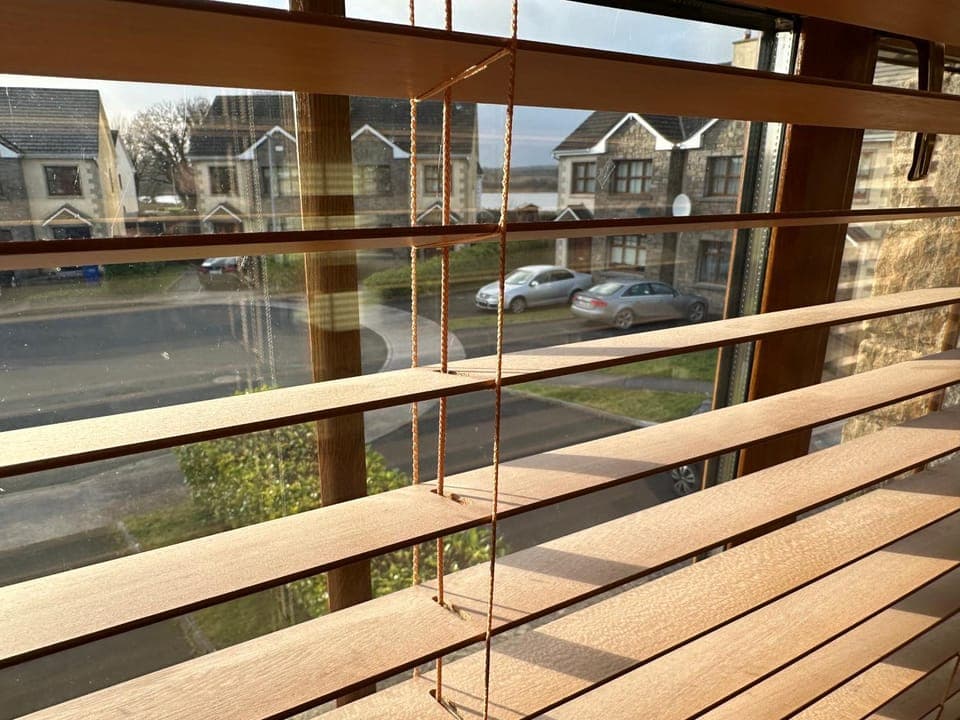Property building, Day, Neighbourhood, View (from property/room), Street view, Parking