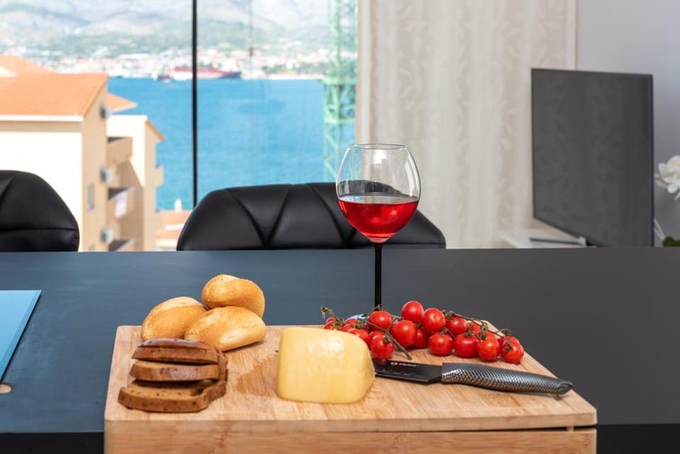 Living room, Sea view, kitchen