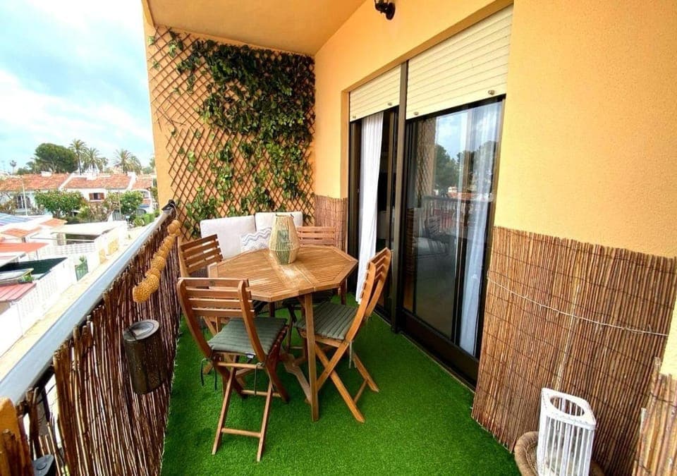 Off site, View (from property/room), Balcony/Terrace, Dining area, Sunrise, Sunset