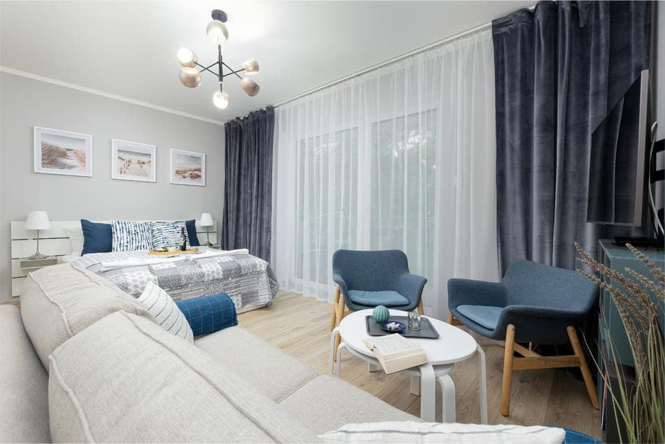 Communal lounge/ TV room, Living room, Seating area