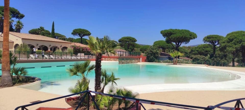 Pool view, Swimming pool
