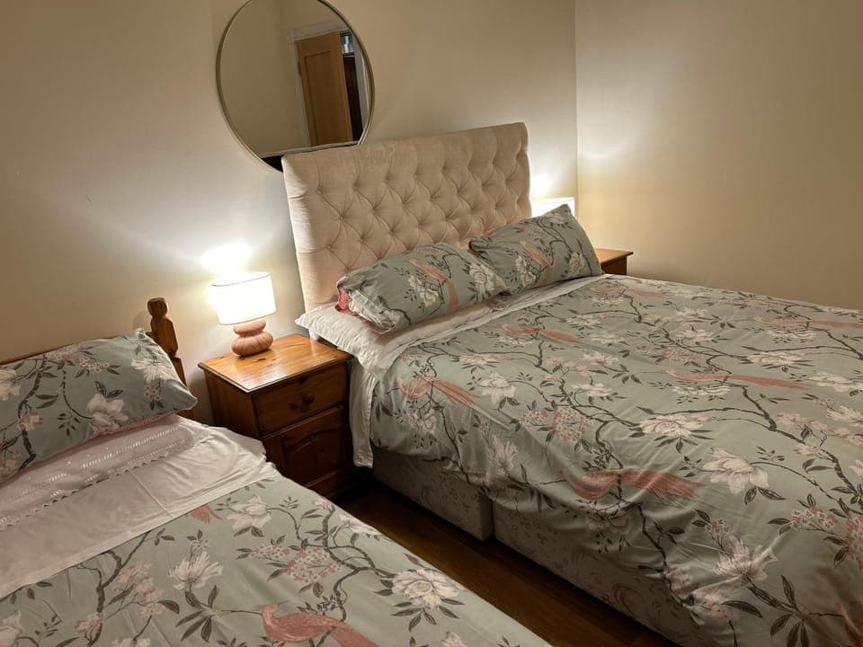 4 Twin Rooms to rent Skeheenarinky near Mitchelstown Cork or Cahir Tipperary Vacation rental in County Waterford